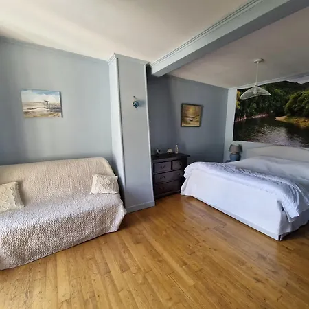 Maison La Flambee ベッド・アンド・ブレックファスト