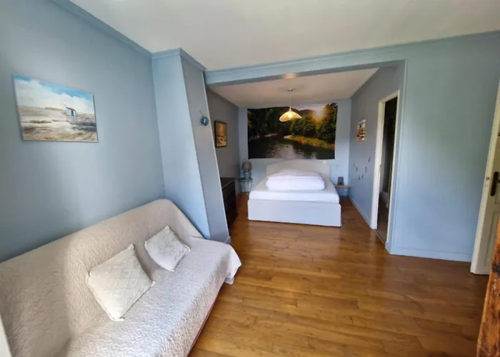 Maison La Flambee 住宿加早餐酒店